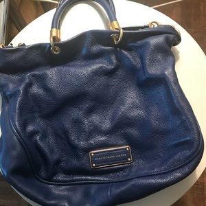Crossbody handbag